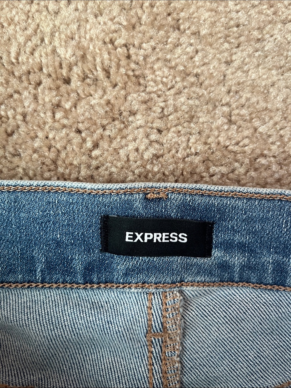 Express Skyscraper Mid Rise Split Hem Jeans - Picture 5 of 11